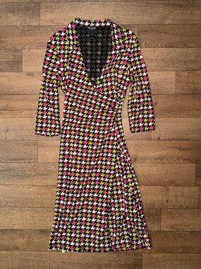 Y2K BCBG Paris Size Large Colorful Houndstooth Dress Dagger Collar Vintage Sexy